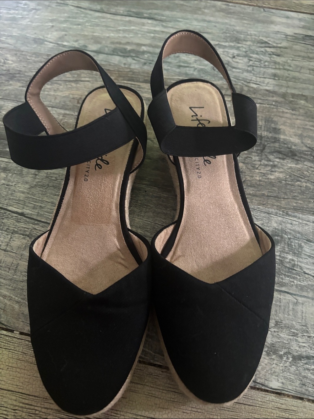 Life Stride Black Slingback